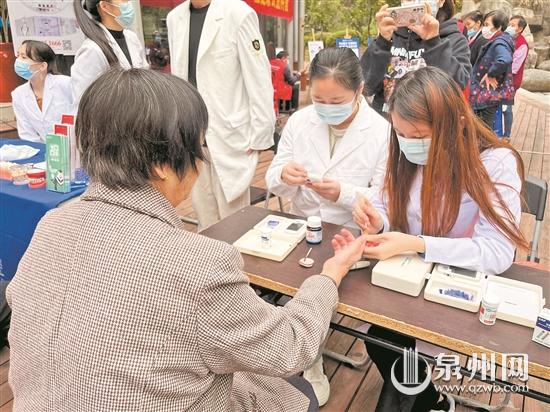 通海社區加入“夕陽紅”讀者俱樂部 成為第26名成員 