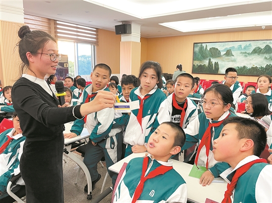 生態環境宣傳走進小學校園 帶領學生了解環境保護重要性