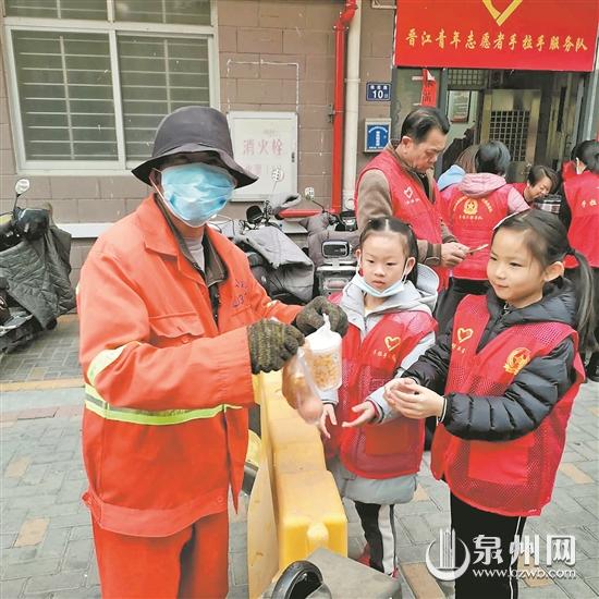 志愿服務總隊推出“造血模式” 每周日固定分發愛心早餐